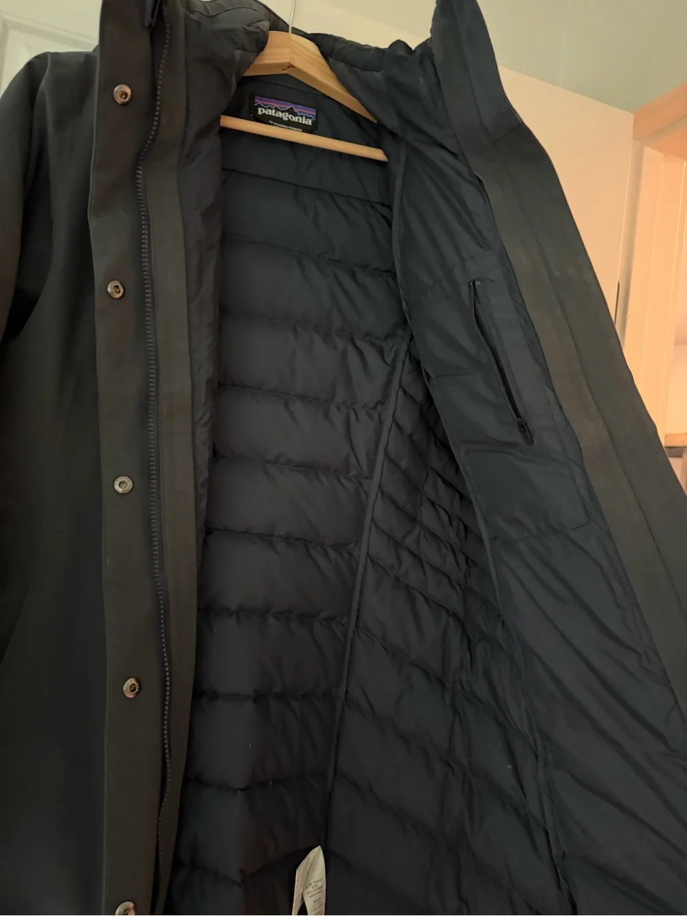 Women's Patagonia Tres Detachable Hood 3-in-1 Jacket - Picture 4 of 8